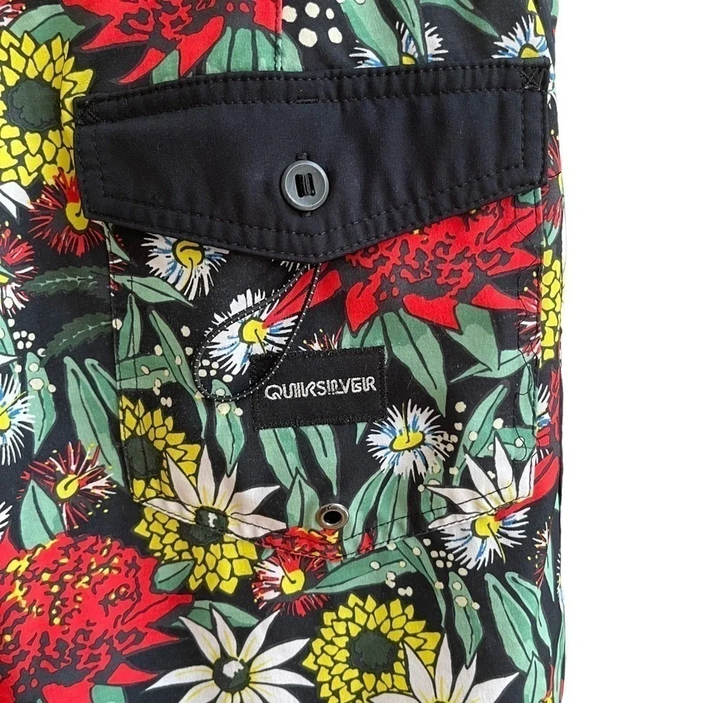 Quiksilver Swim Bathing‎ Suit Highline Dry Flight Floral Print Water Repellent